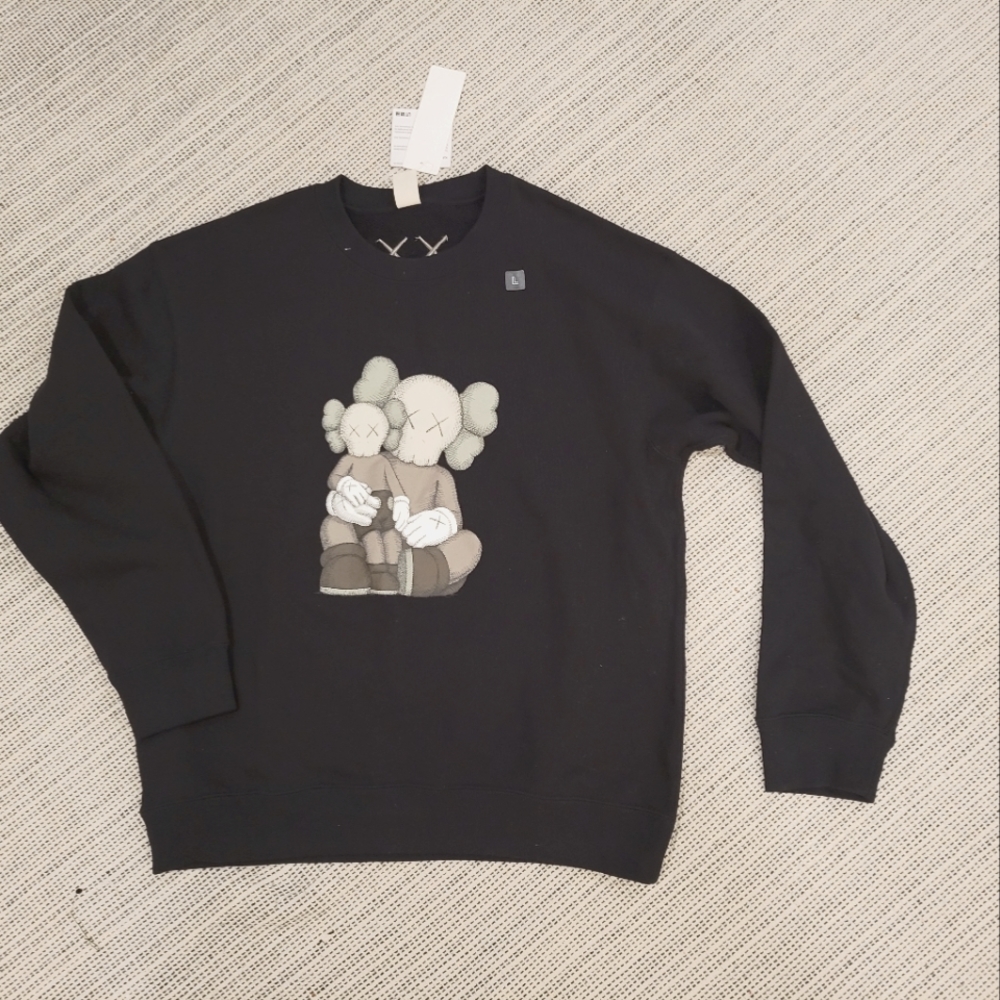 Uniqlo KAWS sweatshirt Large